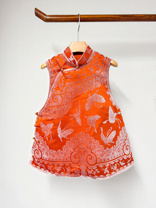 X252205漳绒马甲。 商品图3