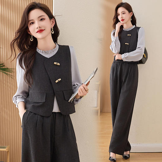 NIQIEM5528-1 2025新款套装女春秋洋气减龄显瘦穿搭一整套衬衫马甲半身裙三件套 商品图3