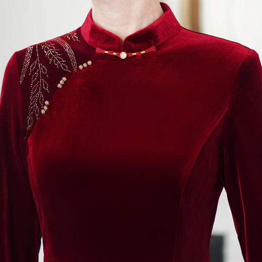 HYX秋装新款高级感韩国绒旗袍连衣裙婚礼婚宴装气质大摆 商品图3