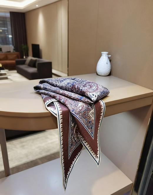 优品堂『絮语』绫罗绸缎的“绫”桑蚕丝菱形巾与三角巾 商品图2