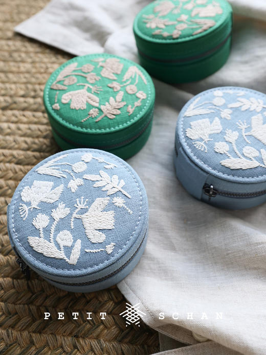 1800积分兑换  PETIT SCHAN小闪 玲珑 亚麻混纺刺绣首饰盒 商品图0