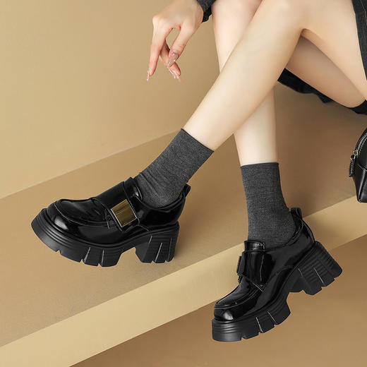 【预售5天】牛皮厚底乐福鞋女春秋季魔术贴复古百搭英伦风小皮鞋通勤单鞋NDXC&7155 商品图1