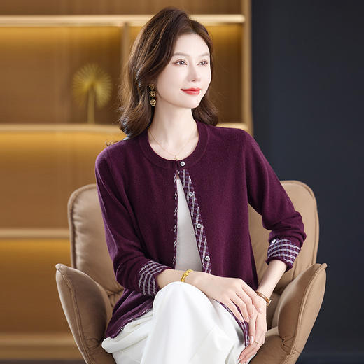 fgtt2567262025秋冬新款圆领针织开衫女宽松显瘦气质百搭拼色上衣妈妈羊毛衫 商品图1