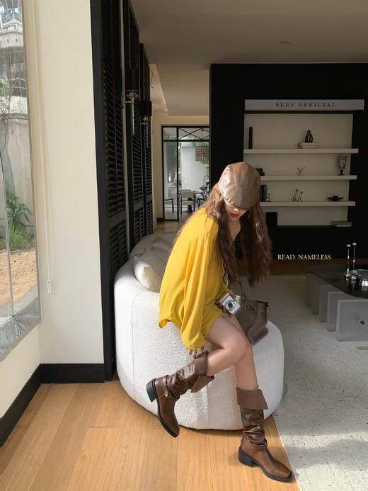 Read Nameless/明媚的姜黄色宽松可露肩打底衫 2025/9/8 商品图13