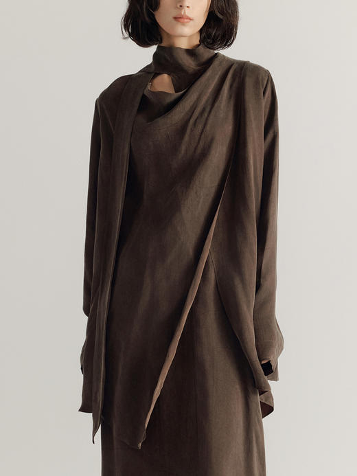 DONSEE10｜DS10AW2525-D 肌理棕 细带围脖荡领上衣 商品图0
