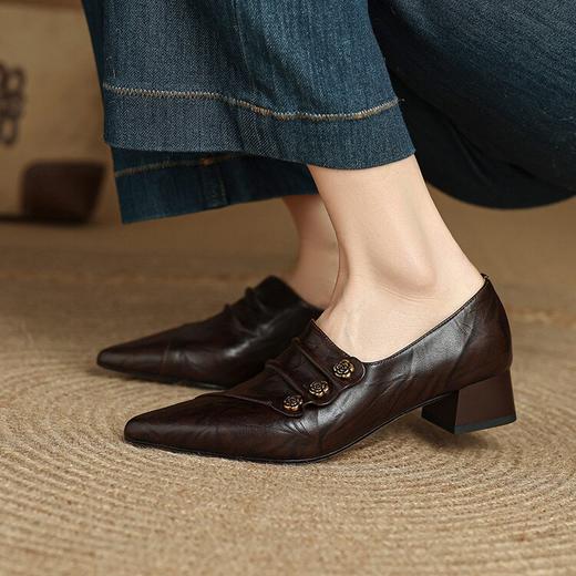 【预售5天】尖头粗跟深口小皮鞋女新款春秋复古真皮气质高跟百搭通勤单鞋MLS&A1032 商品图1