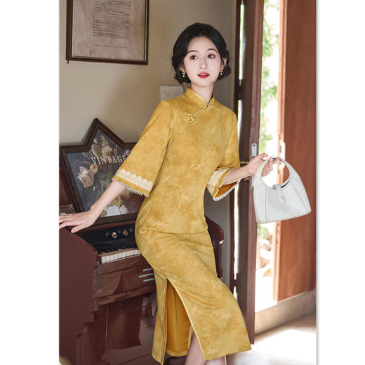 GX现代时尚改良新中式长款倒大袖旗袍2025秋新款麂皮绒单层日常旗袍 商品图3