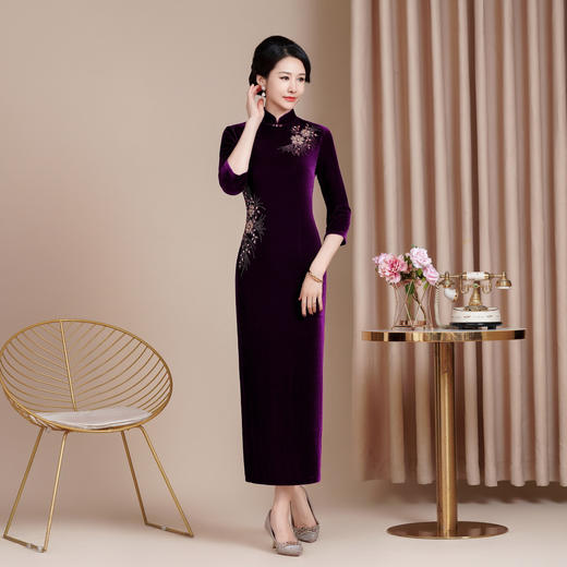 HYX新款修身改良版丝绒旗袍女喜结婚婆婆喜妈妈敬酒服长款中袖 商品图2