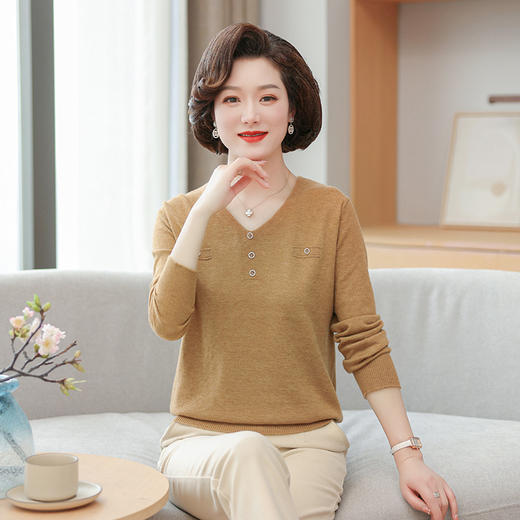 LY1232中年女装V领毛衣薄妈妈装春装套头针织衫中老年人打底衫宽松休闲 商品图3