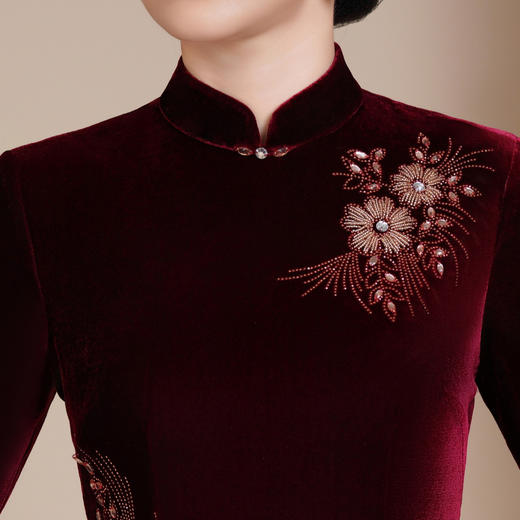 HYX新款修身改良版丝绒旗袍女喜结婚婆婆喜妈妈敬酒服长款中袖 商品图3