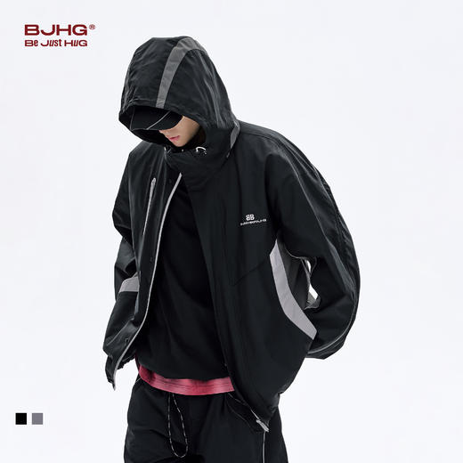 BJHG不计后果冲锋连帽外套男款秋季三防宽松舒适户外运动夹克上衣 商品图0