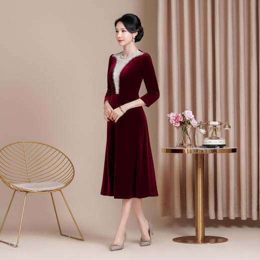 HYX新款高级感女丝绒旗袍连衣裙婚礼国潮婚宴装气质大摆 商品图2