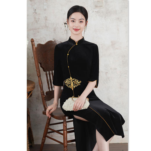 GX早秋新款中国风金丝绒绣花长款复古旗袍2025改良时尚高级感旗袍裙 商品图3