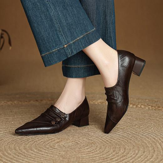 【预售5天】尖头粗跟深口小皮鞋女新款春秋复古真皮气质高跟百搭通勤单鞋MLS&A1032 商品图4