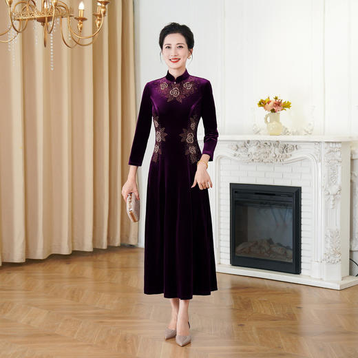 HYX秋装新款高级感韩国绒旗袍连衣裙婚礼国潮婚宴装气质大摆裙 商品图2