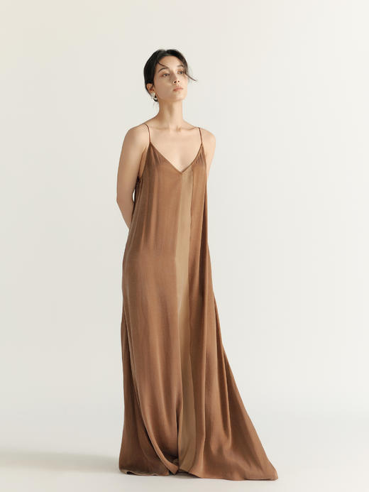 DONSEE10｜DS10AW2565-D 棕拼金 拼色质感吊带连衣裙 商品图4