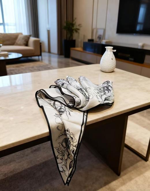 优品堂『絮语』绫罗绸缎的“绫”桑蚕丝菱形巾与三角巾 商品图4