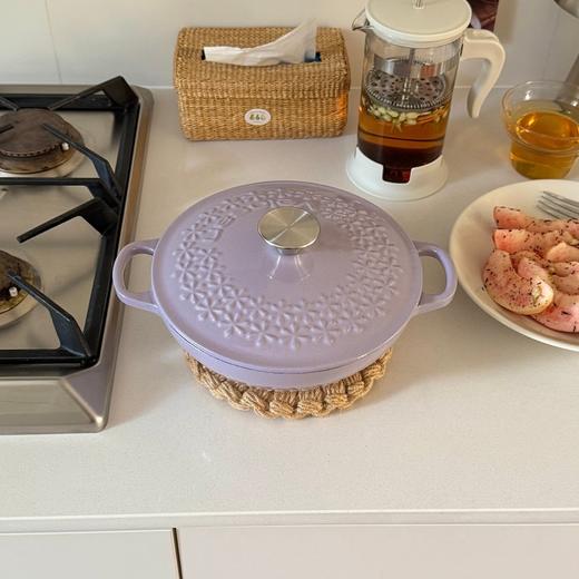 【清仓捡漏！】温仑山Velosan 太阳花系列珐琅锅 22CM 粉色/紫色 进口多玛德 (Tomat c)白珐琅瓷釉+灰底釉，储热技术锁住营养；万用“神锅”，全炉灶通用 商品图9