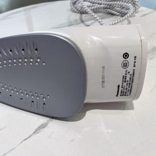 【春上新】10楼 松下 松下电熨斗家用蒸汽手持平烫大功率烫衣服家用小型熨烫机   NI-M100N-A 吊牌价159元  
  活动价99元 商品图2