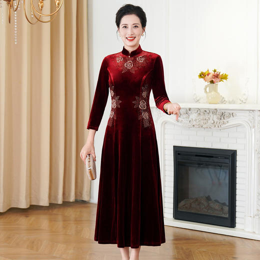 HYX秋装新款高级感韩国绒旗袍连衣裙婚礼国潮婚宴装气质大摆裙 商品图0