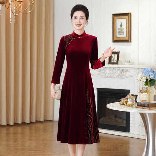 HYX秋装新款高级感韩国绒旗袍连衣裙婚礼婚宴装气质大摆 商品图0