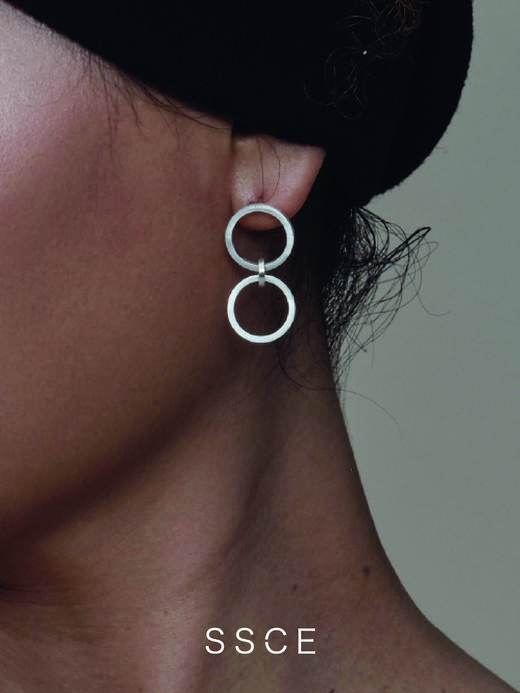 SSCE｜222SAB2E107F Earrings黑洞不对称耳环15x30mm 15x15mm【BLACK HOLE】 商品图1