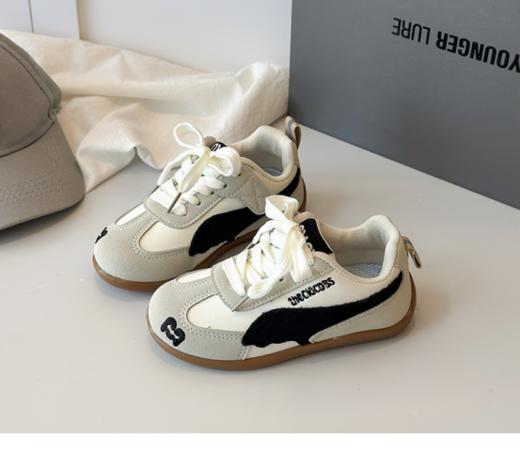 🤩【品牌直发】新学期新装备，💥一双好鞋是成长的仪式感！🔺【AFJI旗舰版秋季新款刺绣德训鞋6624】 👀品质不输两三百一双的鞋子！ 防滑耐磨扛一学期 商品图2