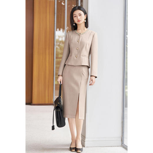 剩M 米思阳2026春新款高级感小香风外套半裙两件套春季法式设计感气质时尚套装3660 商品图4