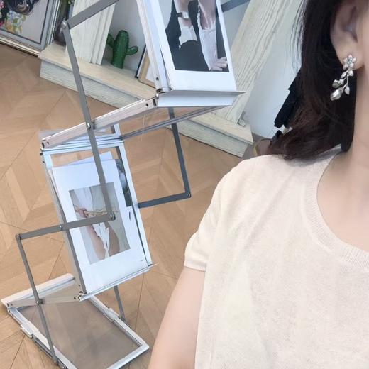 初秋氛围感。大溪地铂金灰，无核keshi，耳拍。纯银精工。 商品图2