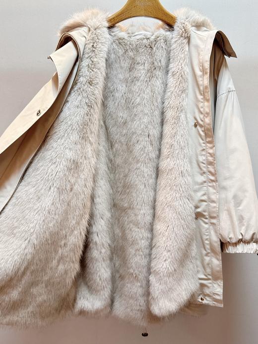 98-5 极限特惠 刚下线 MAX25秋冬 重磅保暖 收腰连帽派克棉服 极少量～～～～ 商品图10