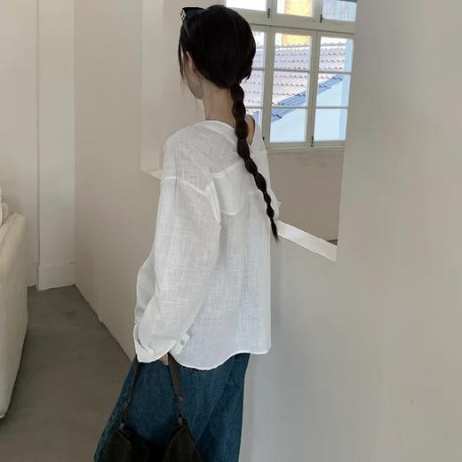 法式慵懒 V 领棉麻衬衫🌿 面料舒适亲肤透气～ 简约休闲随性搭 松弛感拉满✨ 商品图6