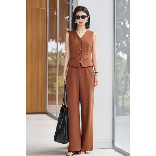 剩S/M/XXL 米思阳2026春季新款法式V领无袖马甲百搭简约短款修身显瘦上衣女4542 商品图4