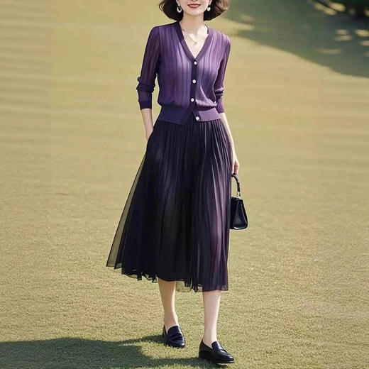 2025早秋通勤休闲独特漂亮小个子紫色上衣半身裙套装	 G325A8166078 商品图1