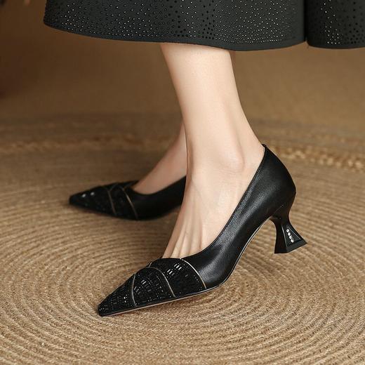 【预售5天】职业通勤单鞋舒适粗跟皮鞋，尖头拼色高跟女鞋子MLS&A1042 商品图2