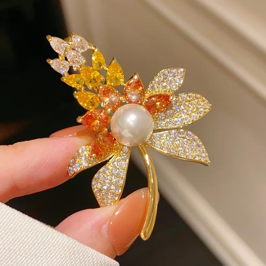 香槟色枫叶胸针胸花时尚奢华气质西装别针 商品图1