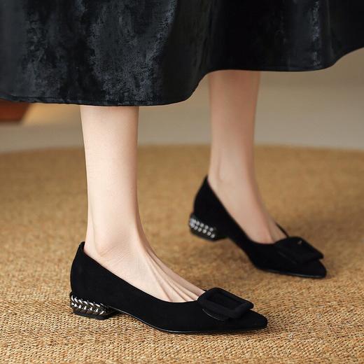 【预售5天】秋季新款气质尖头通勤方扣百搭绒面浅口豹纹单鞋女HYT&MS-7427 商品图1