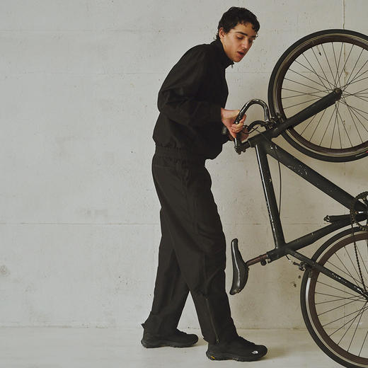 marka ADJUSTABLE HEM EASY WIDE 羊毛丝绸混纺立体剪裁宽松长裤 商品图3