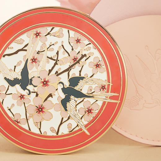 V&A博物馆工艺美术系列杏林春燕金属手持化妆镜 商品图1