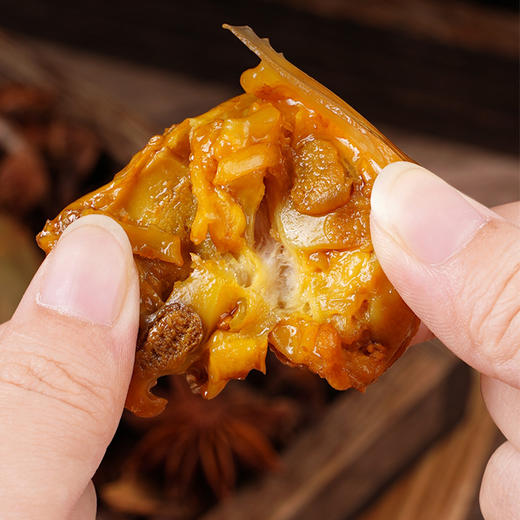 【舌尖上的美味❗️黄金盐焗鸡脚筋】传承正宗客家盐焗古法工艺，口感非凡严选优质鸡脚掌中宝，筋络弹滑不腻「越嚼越带劲」即食独立包装网红休闲鸡肉零食小吃解馋食品整箱L 商品图2