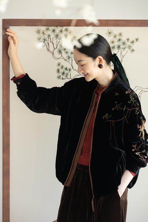 牧衣游原创 丝绒精工手绣短外套秋季新款宽松禅意东方开衫 韶光 商品图5