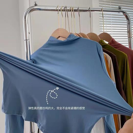 【秒杀❗️29.9抢2件🔥半高领打底衫】恒温保暖，柔软轻盈，显气质，穿上不想脱下来！秋冬九色女亲肤裸感面膜衣纯色百搭高弹修身长袖上衣 商品图4