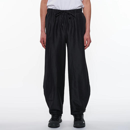 marka ADJUSTABLE HEM EASY WIDE 羊毛丝绸混纺立体剪裁宽松长裤 商品图0