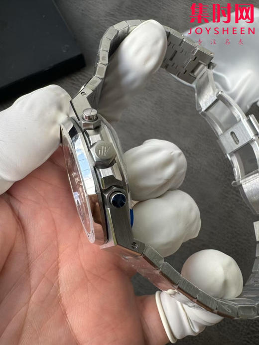 APS新品爱彼皇家橡树系列26331 男士腕表 自动上链计时码表，以标志性八角形表圈与“Tapisserie”格纹表盘诠释经典设计，搭载丹东一体定制机芯 商品图5