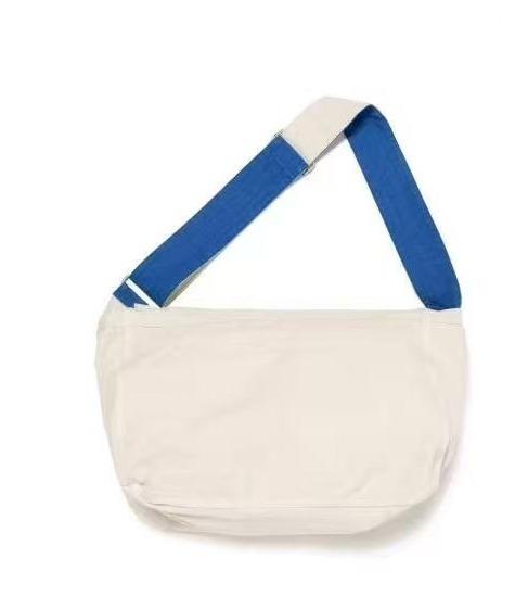 中性款MAIL BAG SMALL双面斜挎包la 商品图4