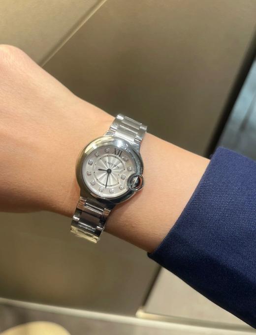 CARTIER卡地亚 蓝气球系列石英机芯 30米防水女表 瑞表 28mm 银色表盘 精钢表壳 精钢表带（WG*MM） 商品图9