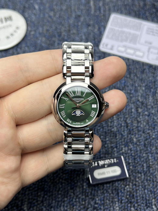 原单渠道货 浪琴新款心月月相系列 女士腕表 新增了深海蓝、橄榄绿、 商品图1