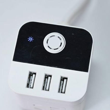 热卖！【华为生态合作伙伴】Only&Home魔方插座 4面充电  USB插座 小巧便携 桌面整洁必备  KL-MF01 商品图4