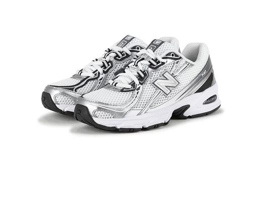 【云粉节】 【新品】7楼 NewBalance轻便百搭厚底男女老爹鞋 吊牌价：799元 商品图0