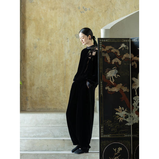 牧衣游原创 丝绒手工刺绣套头衫女秋禅意复古宽松新中式上衣 吉遇 商品图1