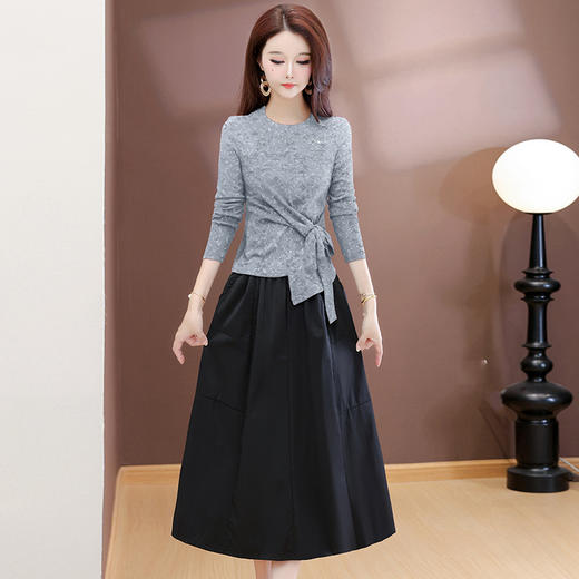 QYM 25XY11-Y蝴蝶结系带T恤衫+高腰牛仔半身裙气质两件套裙 商品图1